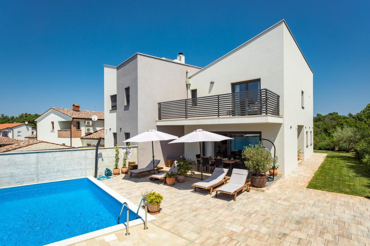 Villa Leonardo Vrznaveri Dış mekan fotoğraf